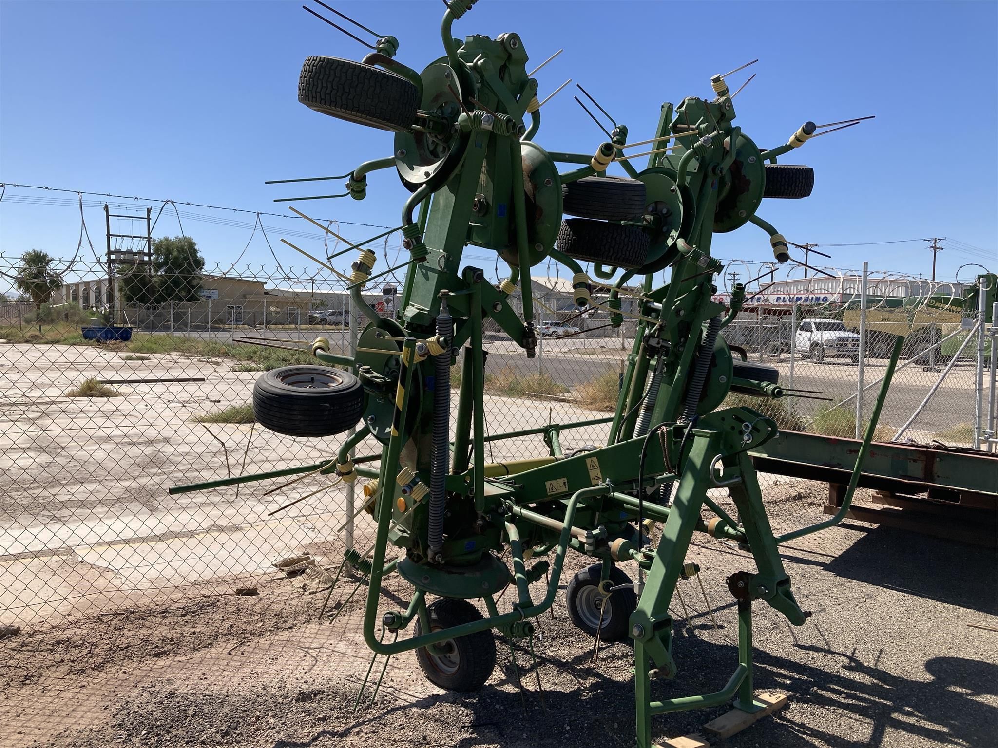 2018 Krone KW7.92/8 Equipment Image0