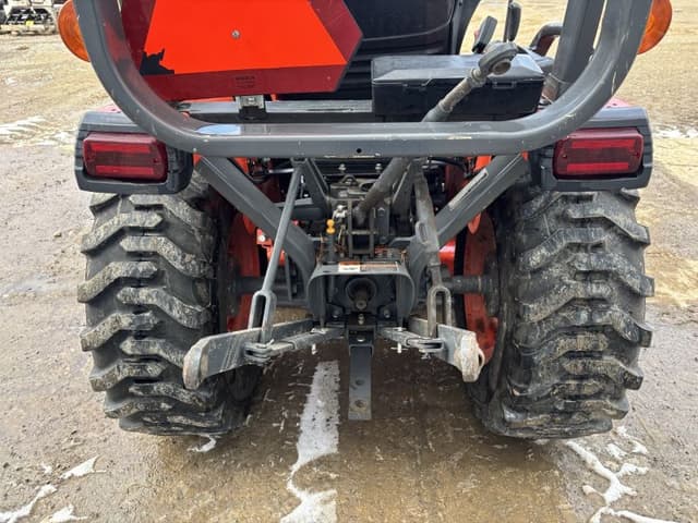 Image of Kubota B2301HSD equipment image 4