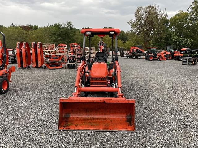 Image of Kubota B26 equipment image 2