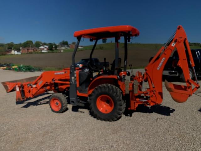 Image of Kubota B26 equipment image 1