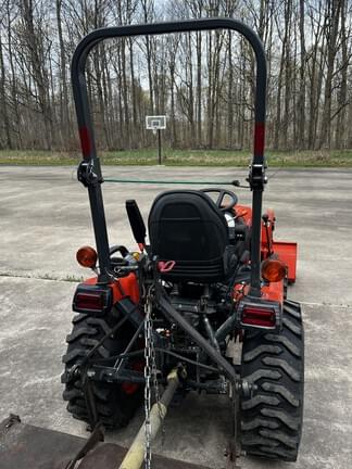 Image of Kubota B2601 equipment image 2