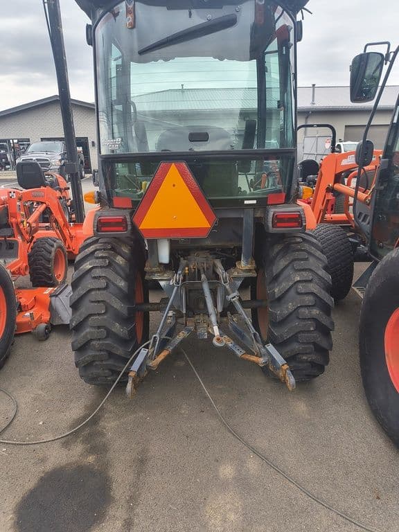Image of Kubota B2650HSD equipment image 4