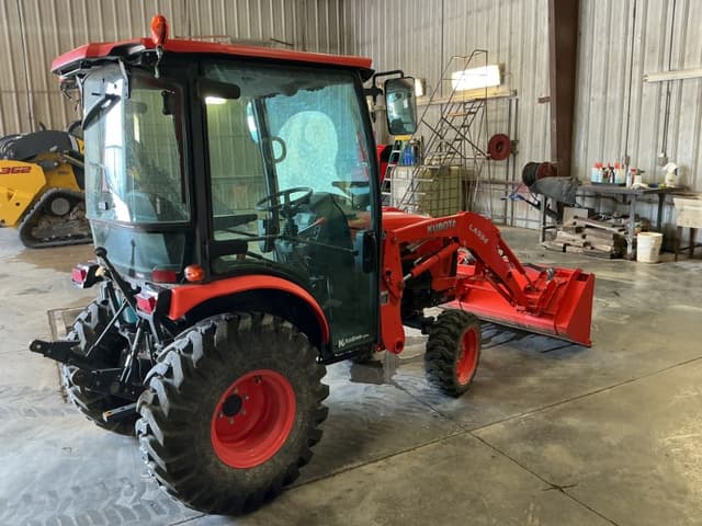 Image of Kubota B2650HSDC equipment image 3