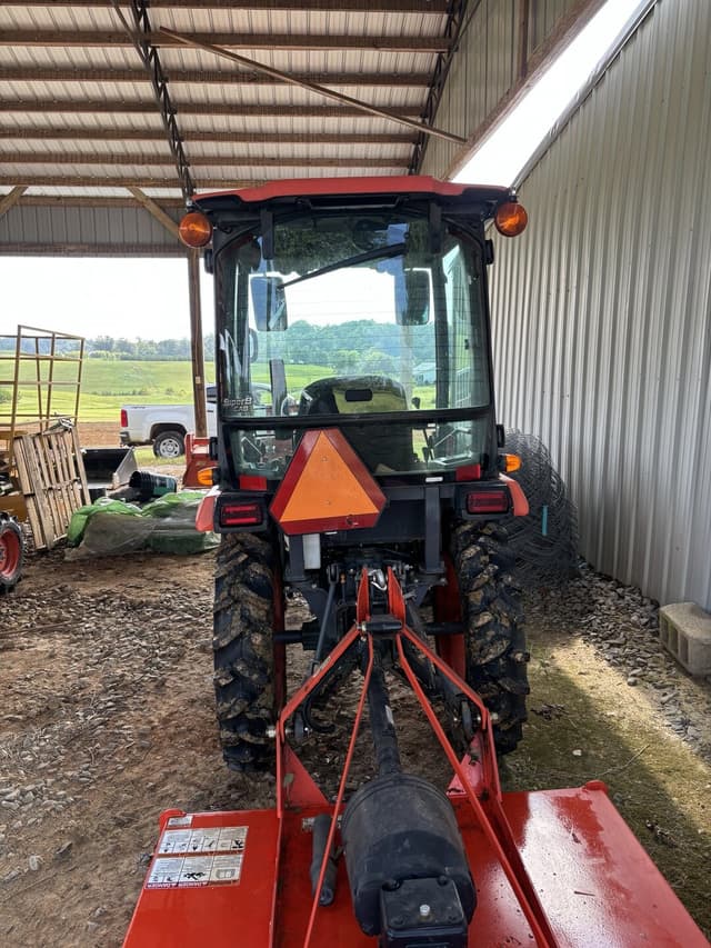 Image of Kubota B3350 equipment image 3