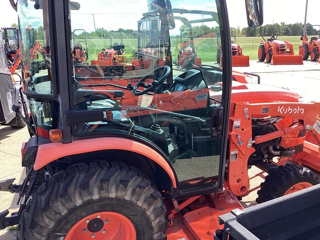 Image of Kubota B3350 equipment image 1