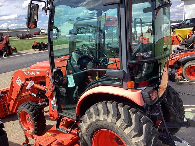 Image of Kubota B3350 equipment image 4