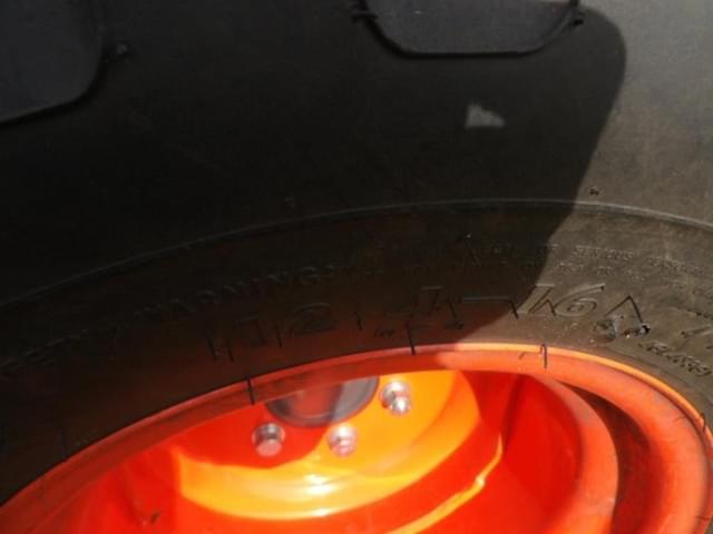 Image of Kubota B3350 equipment image 4