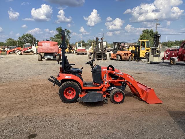 Image of Kubota BX2380 equipment image 4