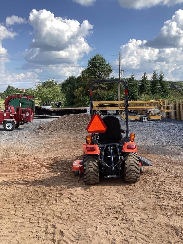 Image of Kubota BX2380 equipment image 2