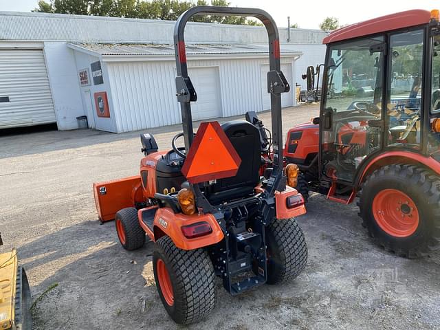 Image of Kubota BX2380 equipment image 3