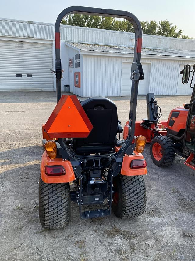 Image of Kubota BX2380 equipment image 4