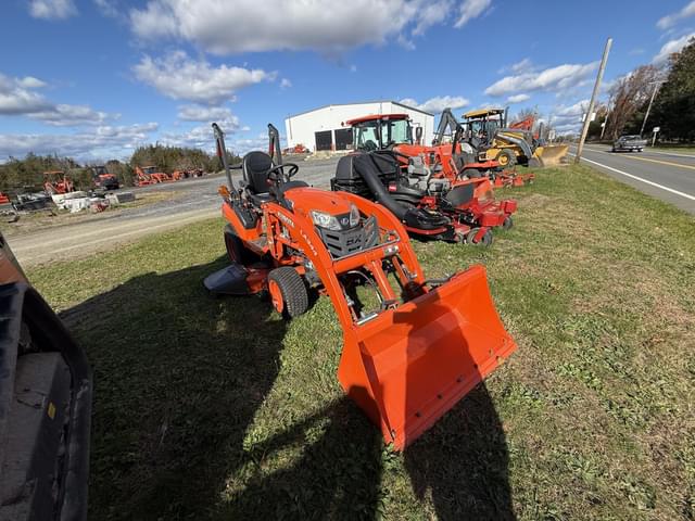 Image of Kubota BX2380 equipment image 1