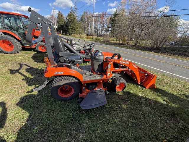 Image of Kubota BX2380 equipment image 2