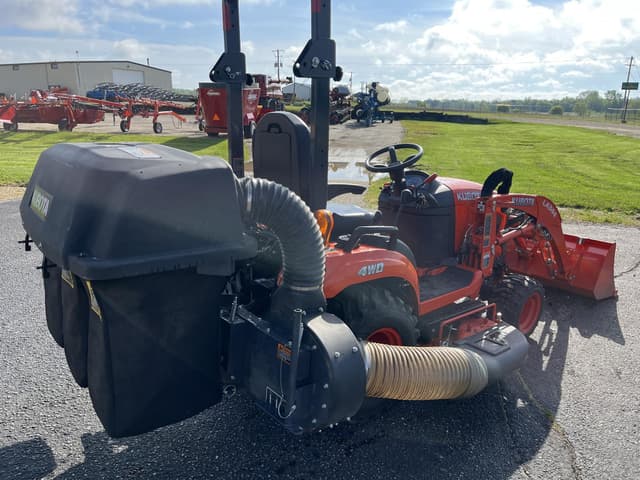 Image of Kubota BX2380 equipment image 3