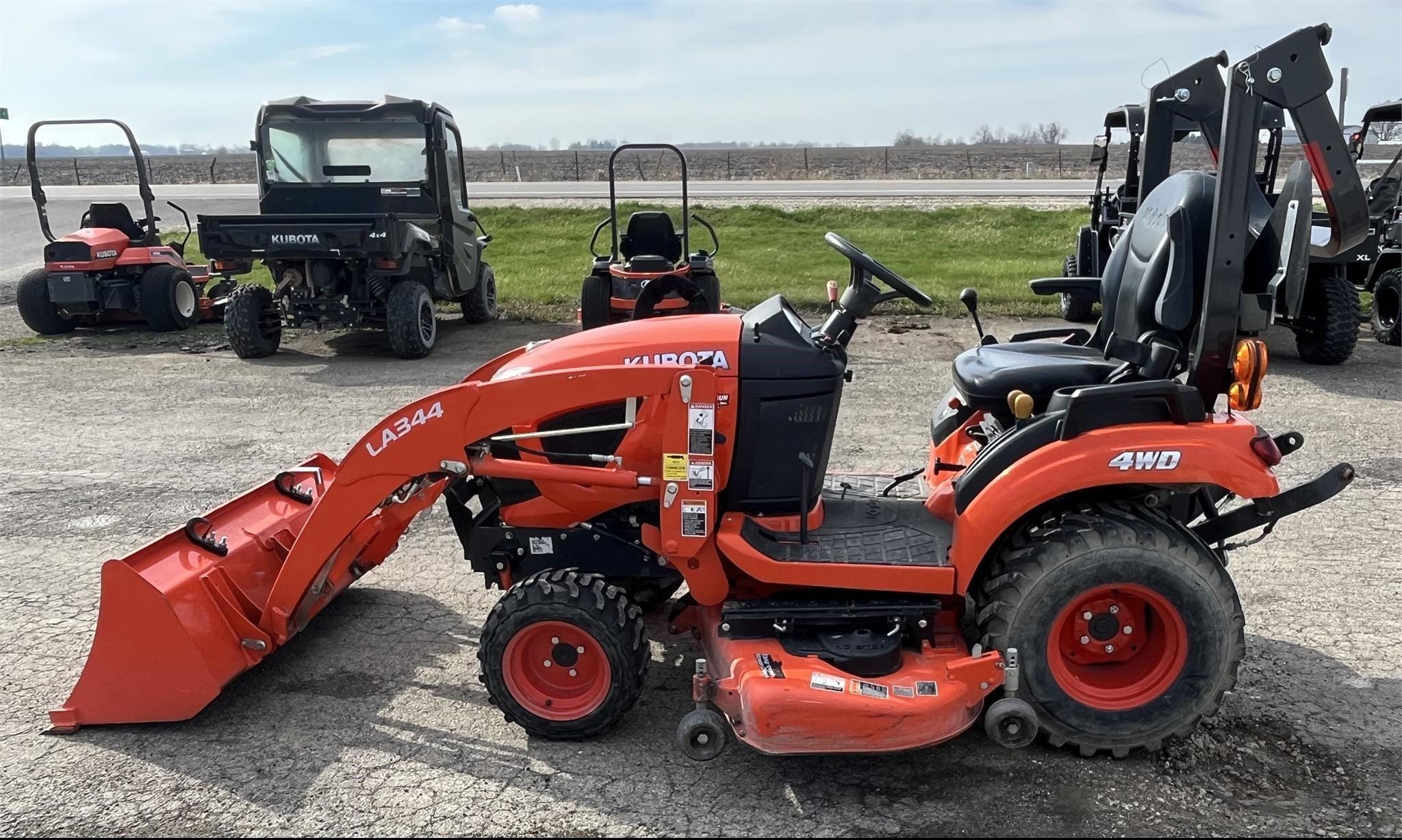 Main image Kubota BX2380