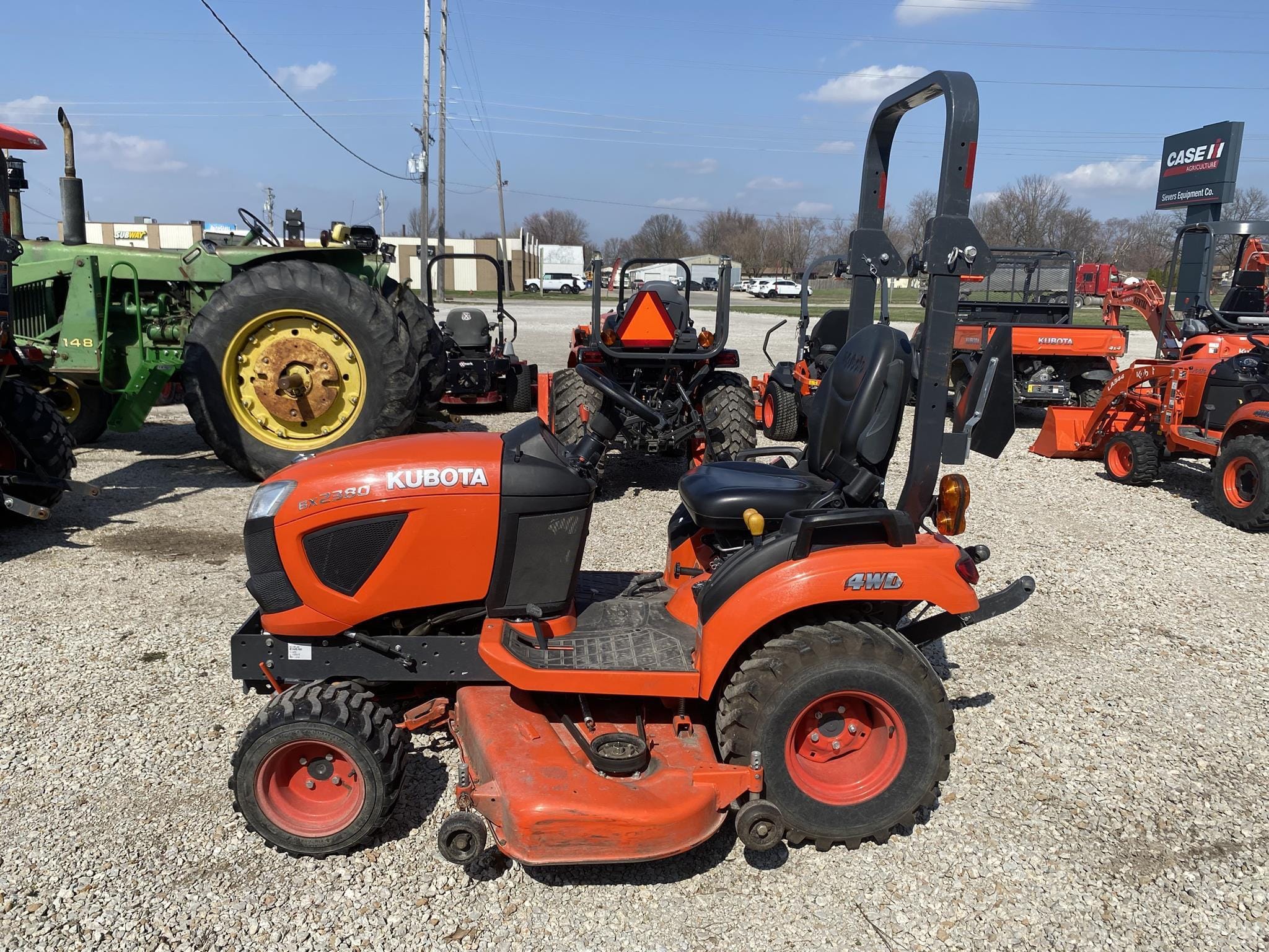 2018 Kubota BX2380 Equipment Image0