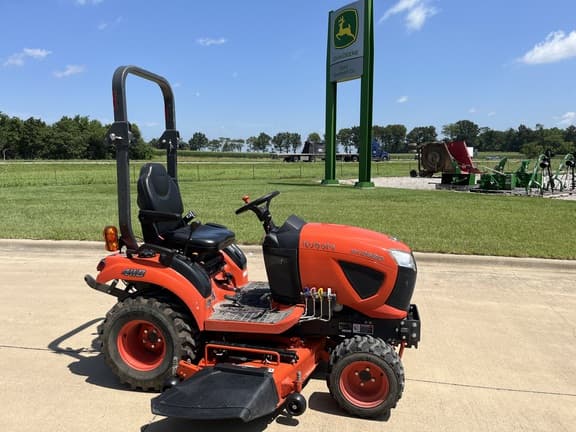 Image of Kubota BX2680 equipment image 4
