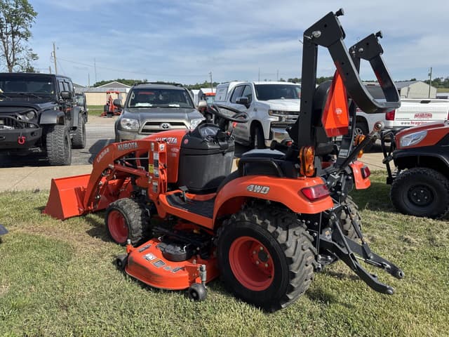 Image of Kubota BX2680 equipment image 2