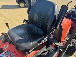 Image of Kubota F2690 equipment image 3