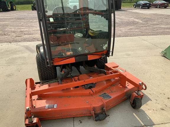 Image of Kubota F3990 equipment image 4