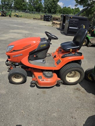 2018 Kubota GR2120 Equipment Image0