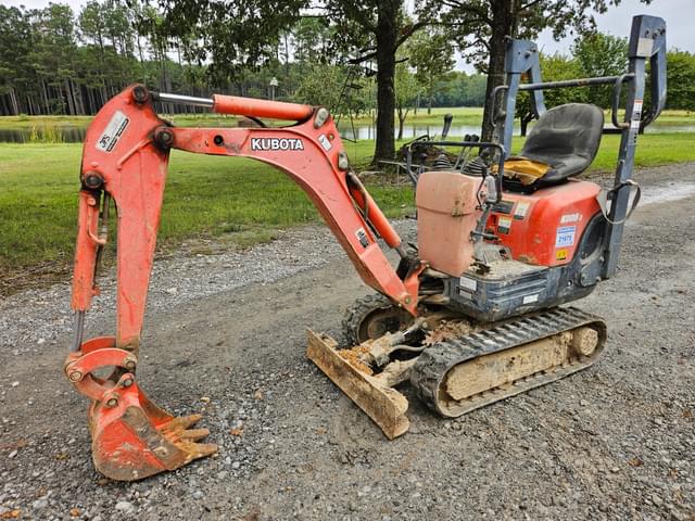 Image of Kubota K008-3 equipment image 1