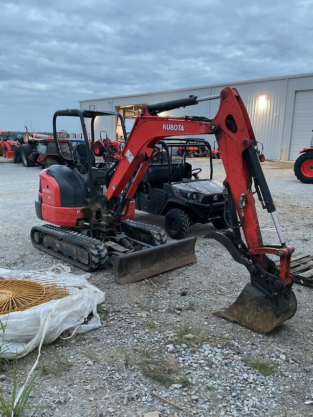 Image of Kubota KX033-4 equipment image 2