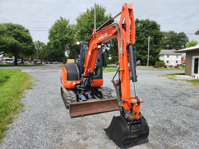 Image of Kubota KX040-4 equipment image 2