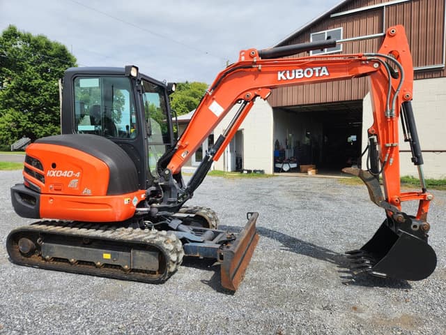 Image of Kubota KX040-4 equipment image 1