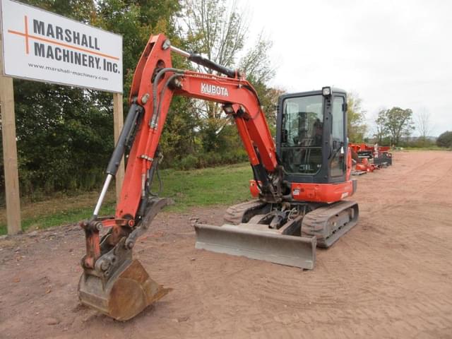 Image of Kubota KX040-4 equipment image 4