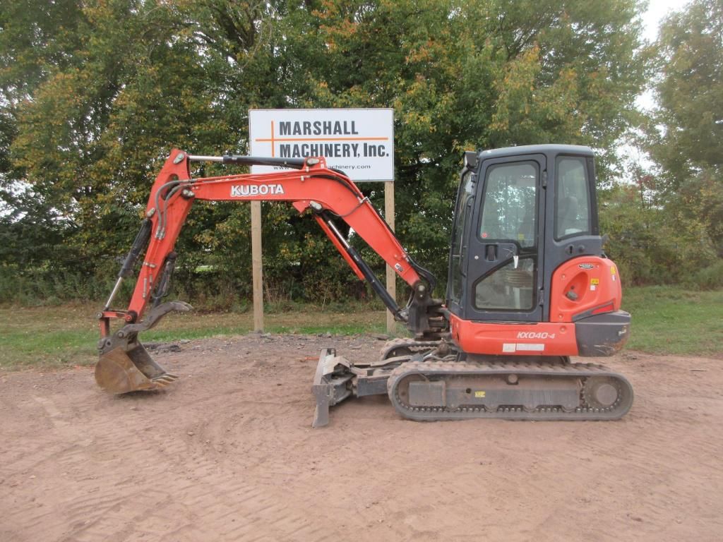 2018 Kubota KX040-4 Equipment Image0