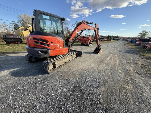 Image of Kubota KX057-4 equipment image 4