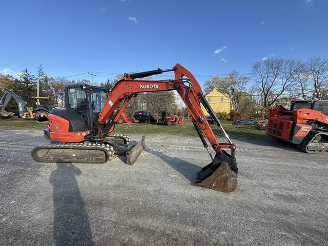 Image of Kubota KX057-4 equipment image 2