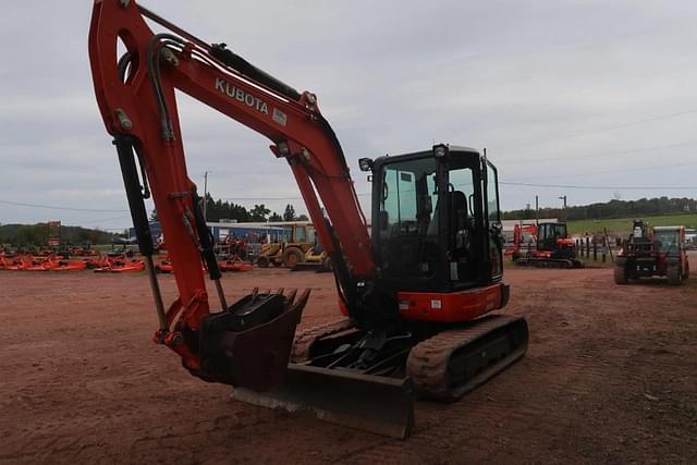 Image of Kubota KX057-4 equipment image 3