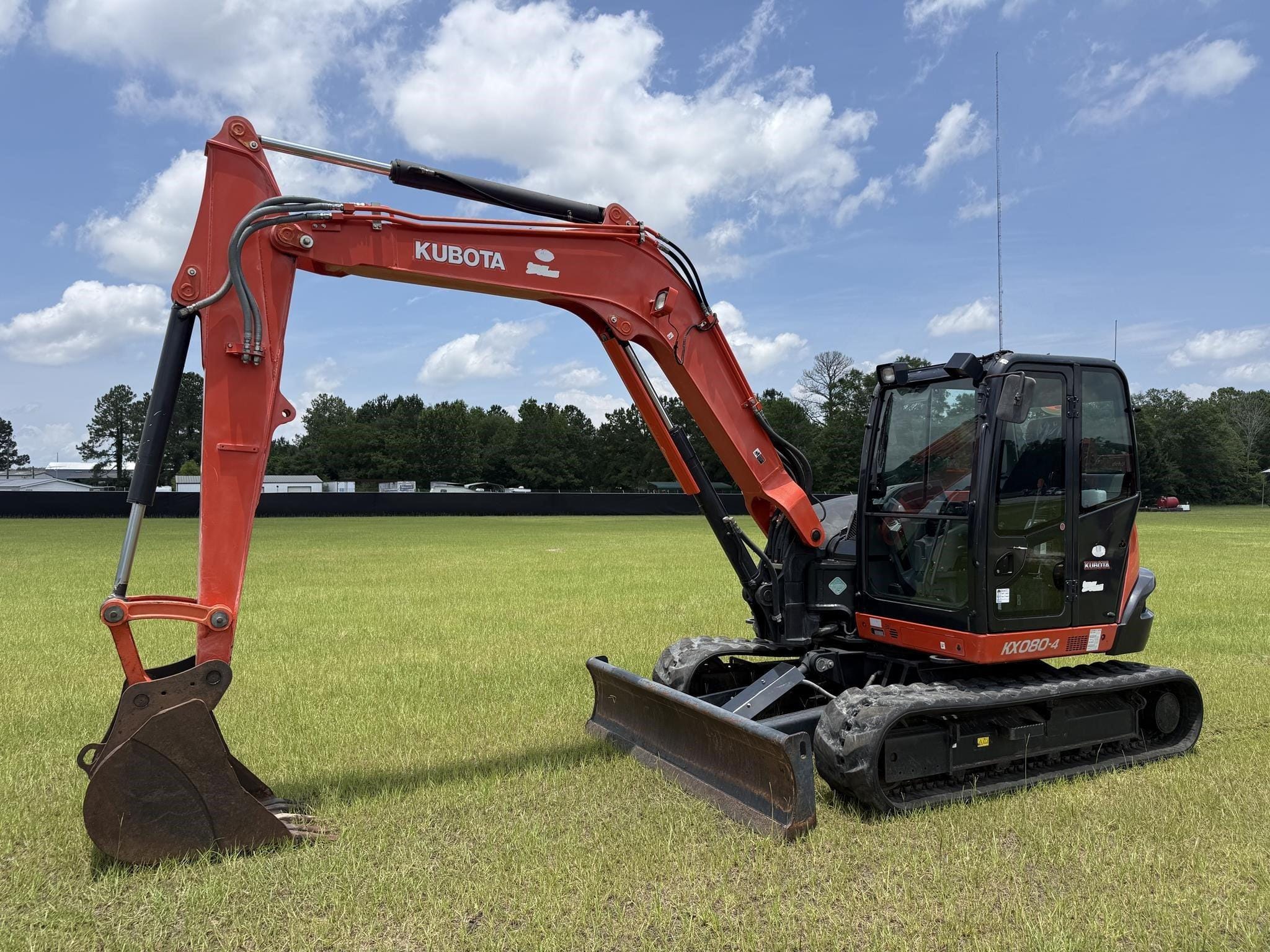 2018 Kubota KX080-4 Equipment Image0