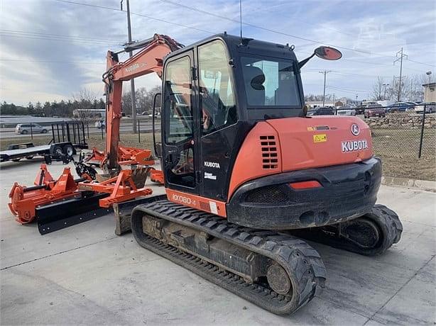 Image of Kubota KX080-4 equipment image 4