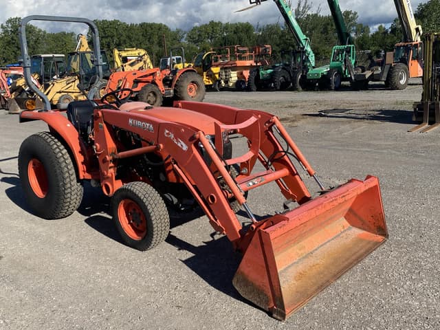 Image of Kubota L2501 equipment image 1