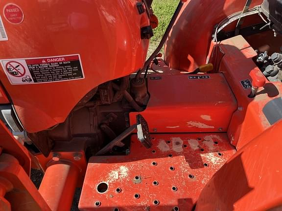 Image of Kubota L2501 equipment image 3
