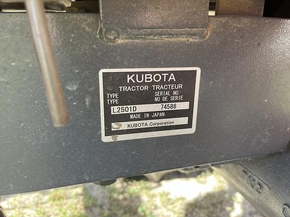 Image of Kubota L2501 equipment image 2