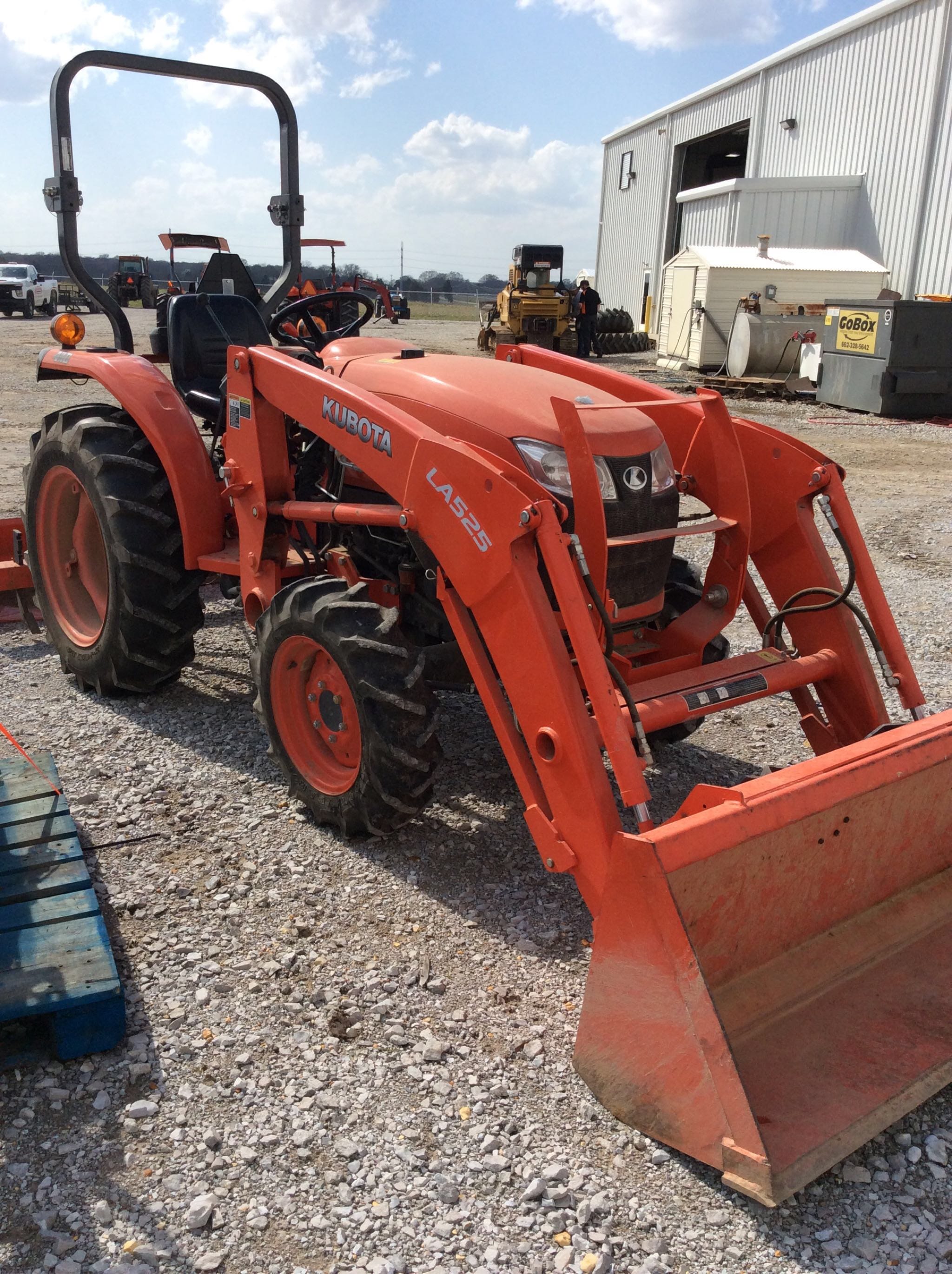 Main image Kubota L2501