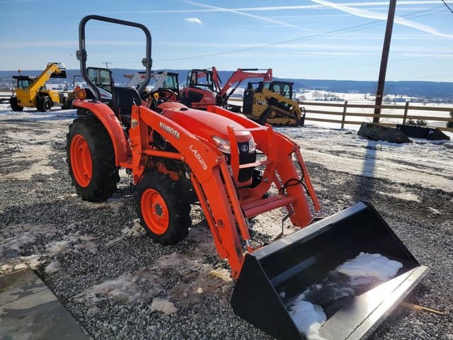 Image of Kubota L2501D equipment image 2
