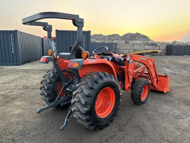 Image of Kubota L2501D equipment image 2