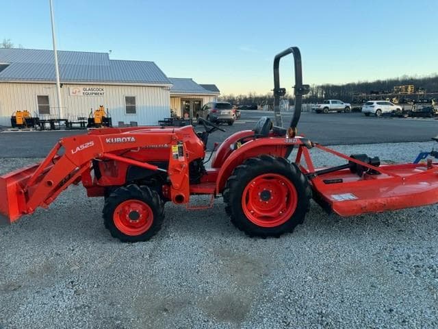 Image of Kubota L3901 equipment image 2