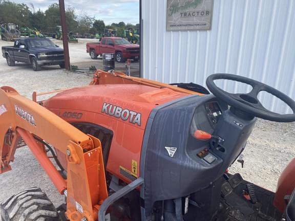 Image of Kubota L4060 equipment image 4