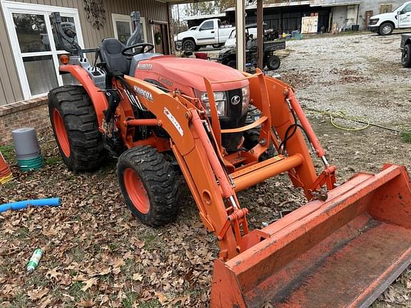 Image of Kubota L4060 equipment image 3