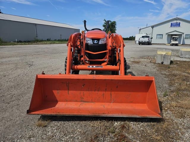 Image of Kubota L4701 equipment image 2