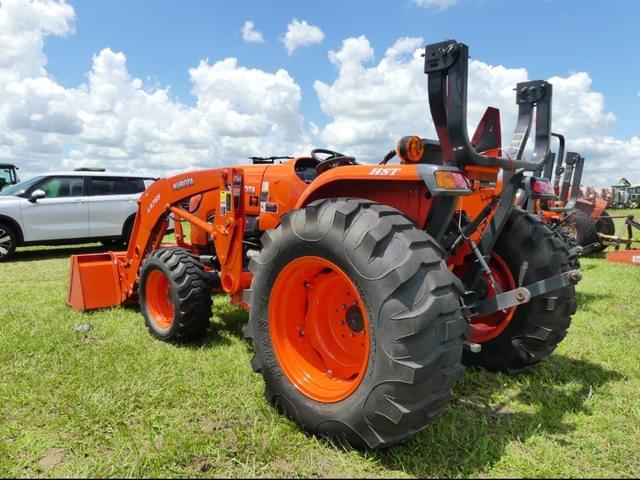 Image of Kubota L4701 equipment image 3