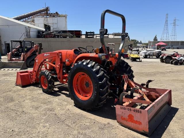 Image of Kubota L4701 equipment image 3