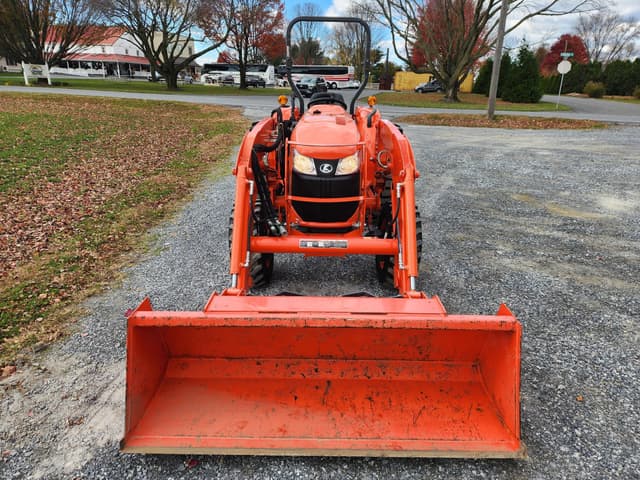 Image of Kubota L4701HST equipment image 2