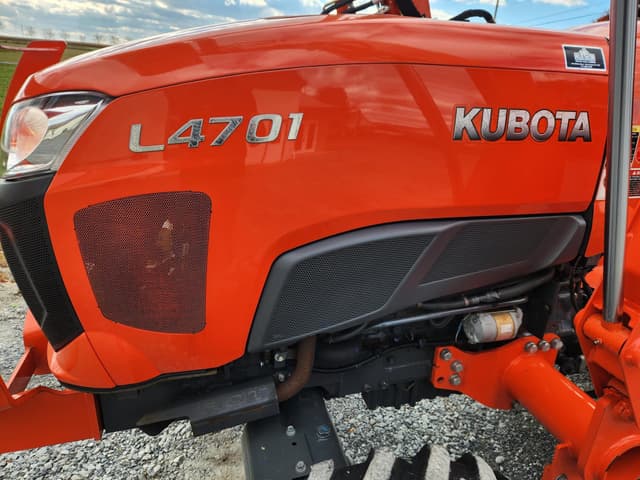 Image of Kubota L4701HST equipment image 4
